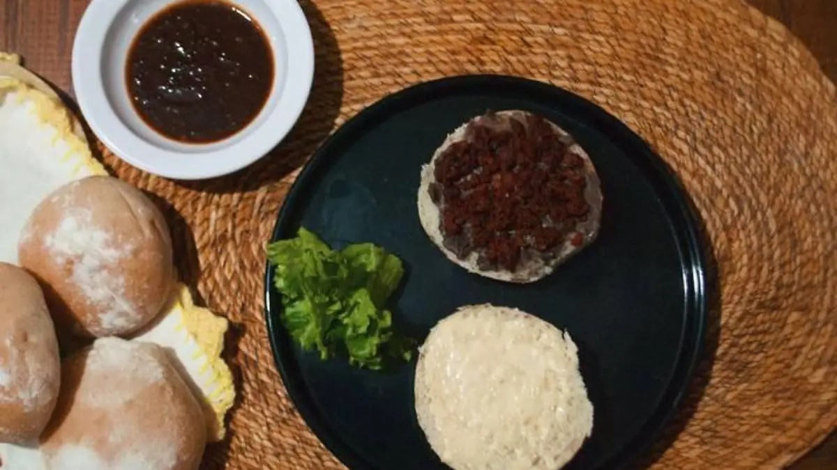 Cómo se prepara el pambazo de Orizaba