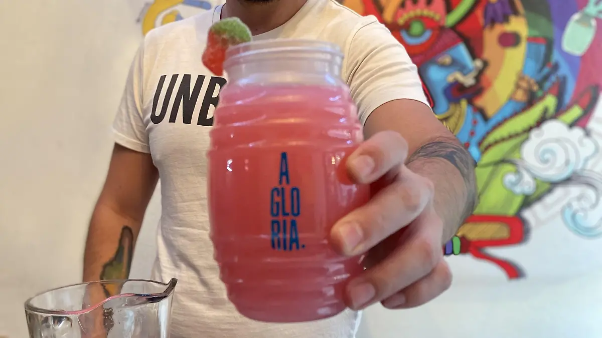 A gloria image00029 interior