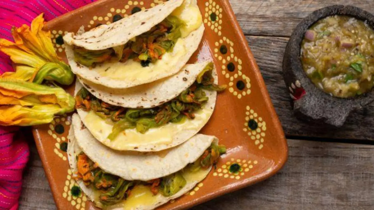 2 Quesadillas de flor de calabaza