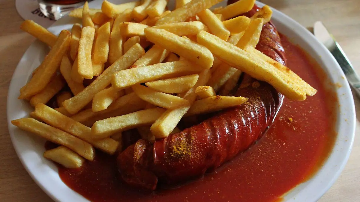 Nepomuk Altenkunstadt Currywurst Pommes