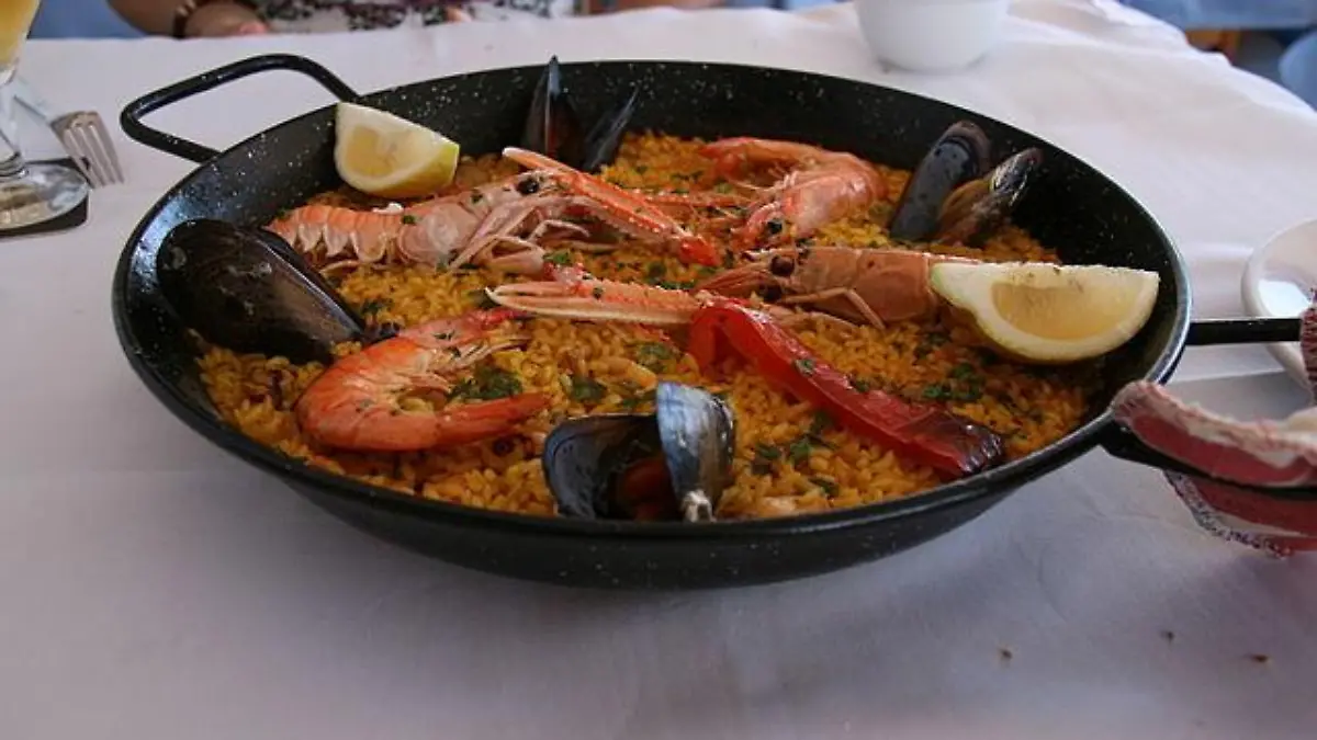 640px Paella Cullera 2009