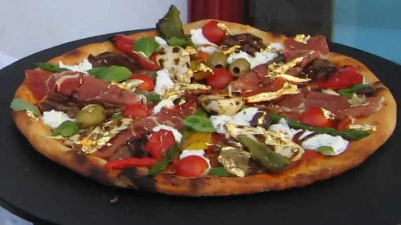pizza royale 007 2006 copy
