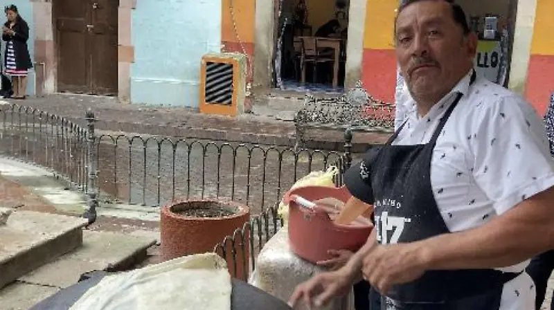Martín López El Cuate Cocinero de tortillas de agua Gil Reyes 1