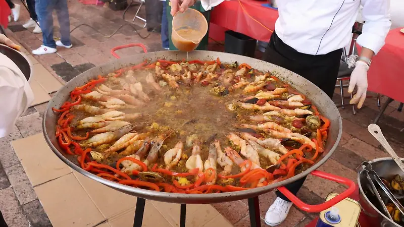 IX FESTIVAL PAELLA 21 de tamano grande