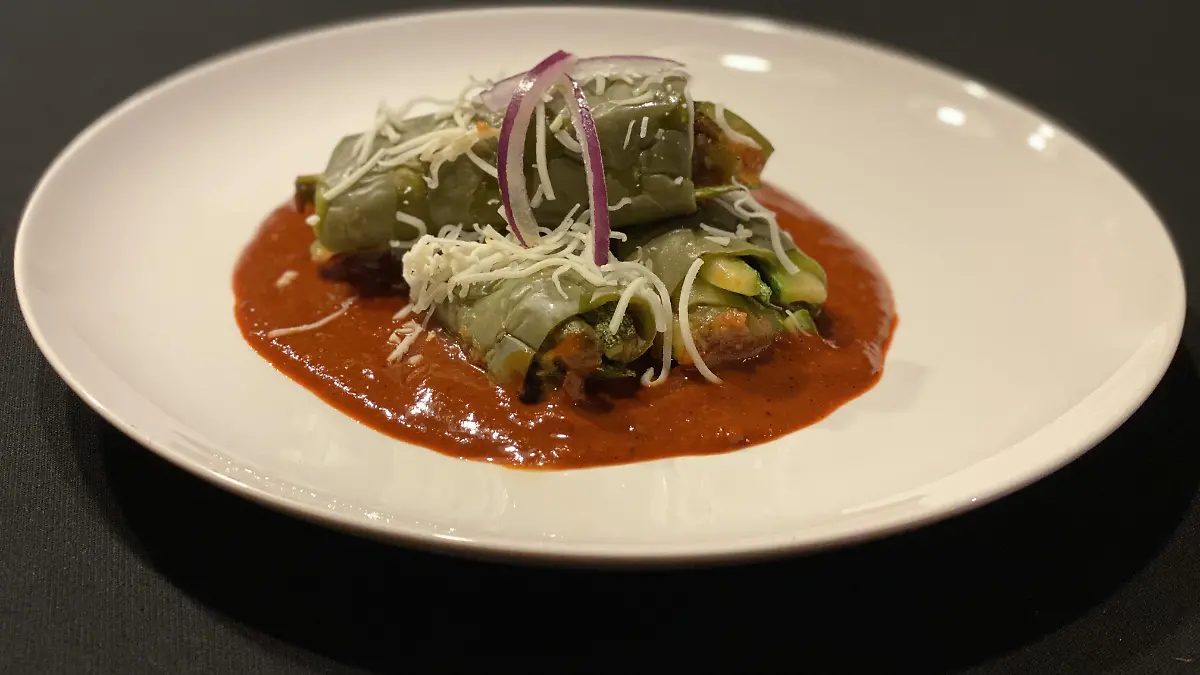 Para saborear, enchiladas de nopal.