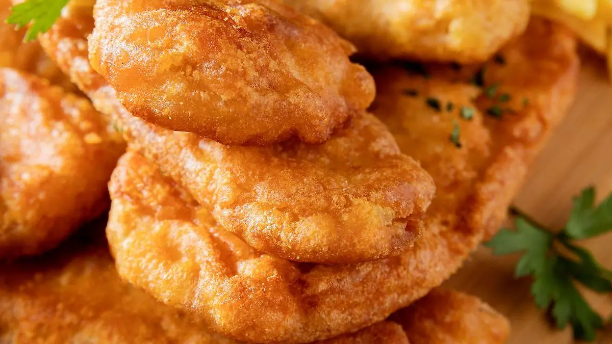 close up delicious fish chips 123