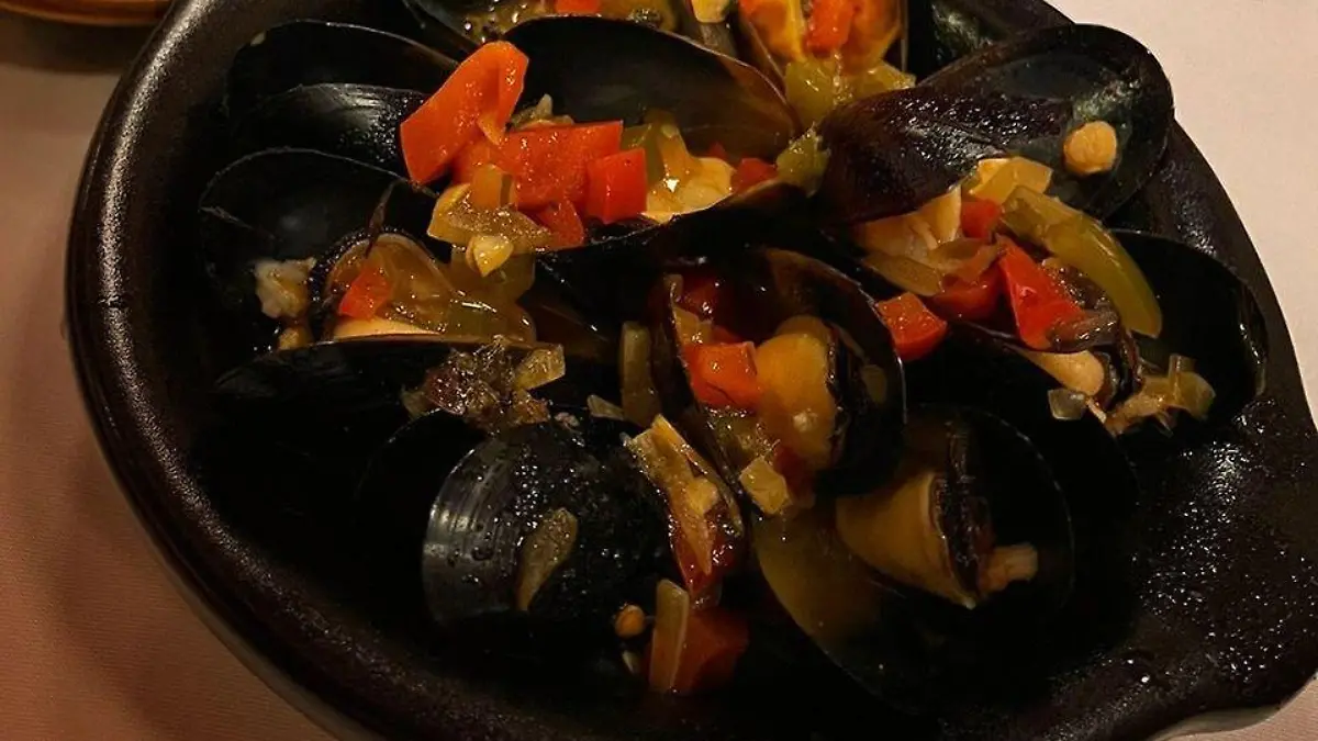 438815328 122129729822242569 548