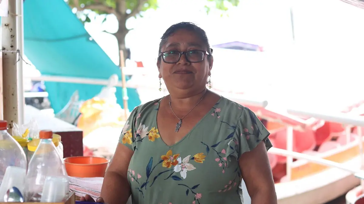 Guadalupe Ortiz Tegogolos Catemaco 5marzo ricardo07