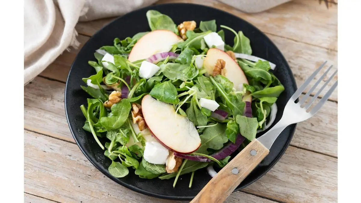 Aderezo Fácil y deliciosa ensalada de berros y arúgula 2