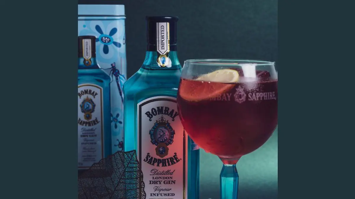 4 Cocteles en la hora del té