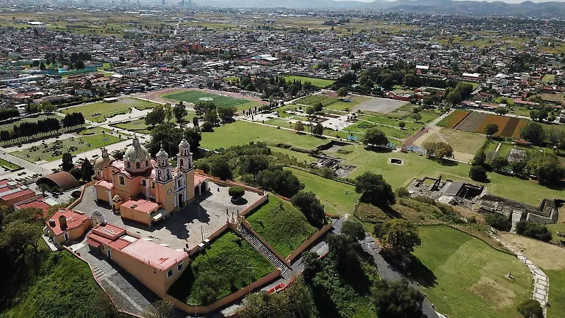 7 PIRAMIDE CHOLULA IGLESIA