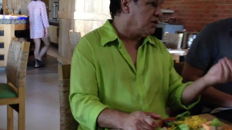 Juan gabriel y su comida favorita 2