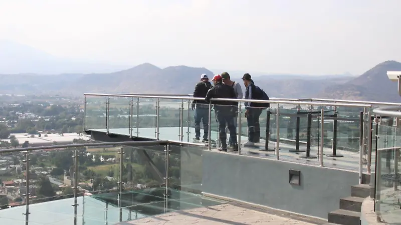 3 MIRADOR