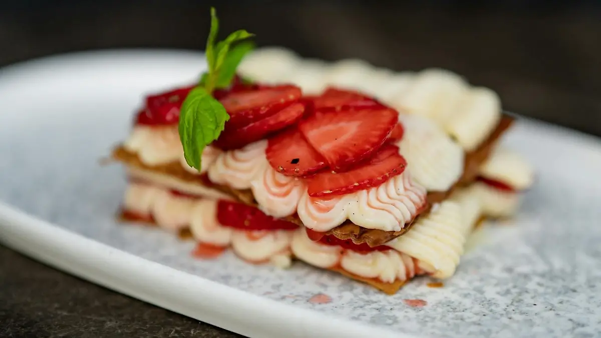 Receta milhojas de crema pastelera y fresas