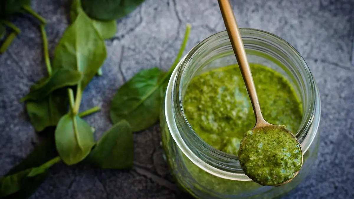 Pesto de pistachos y espinaca