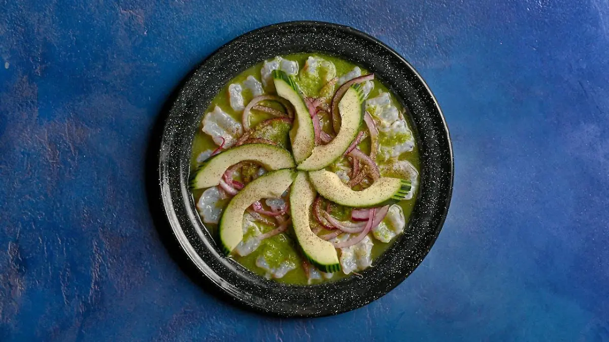 Aguachile de camarón y pepino
