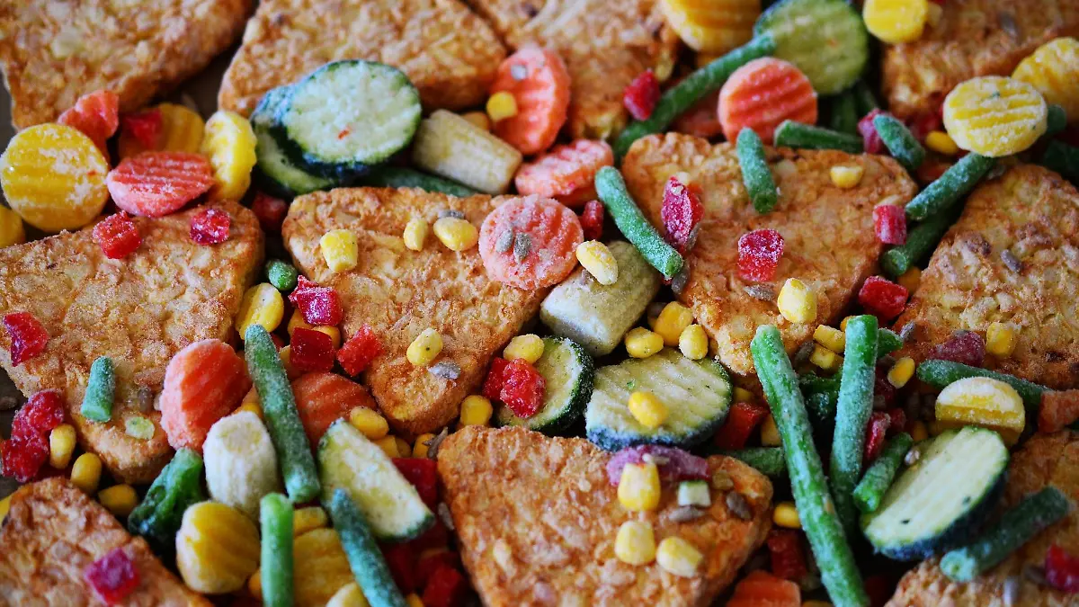 frozen food 2481440 1920