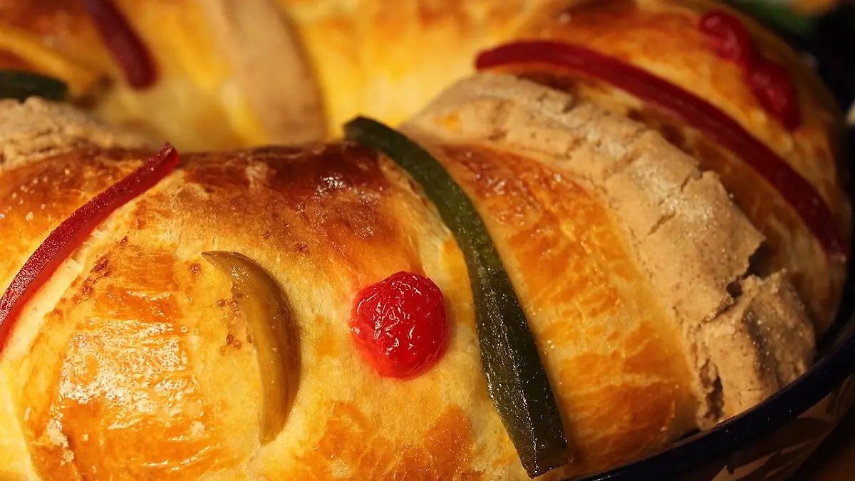 Significado de los elementos de la Rosca de Reyes