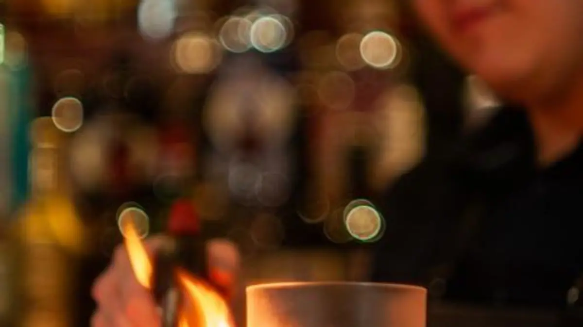 photo 1585905396628 04d7efeeb8b5