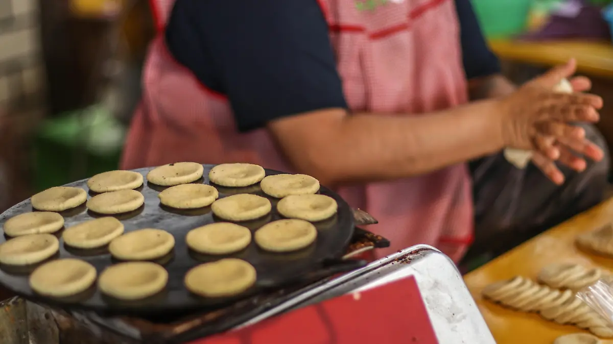 Basilica de Guadalupe La Villa Religion Turismo Mercado (35)