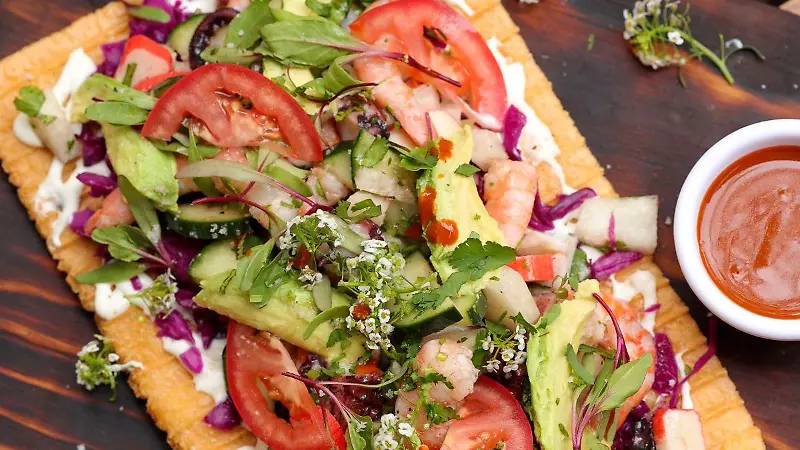 Chicharrón preparado con mariscos 3