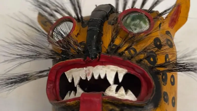 Máscaras Tierra Adentro