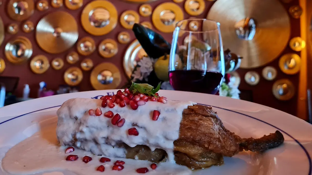 Chiles en Nogada   LOVERA 09