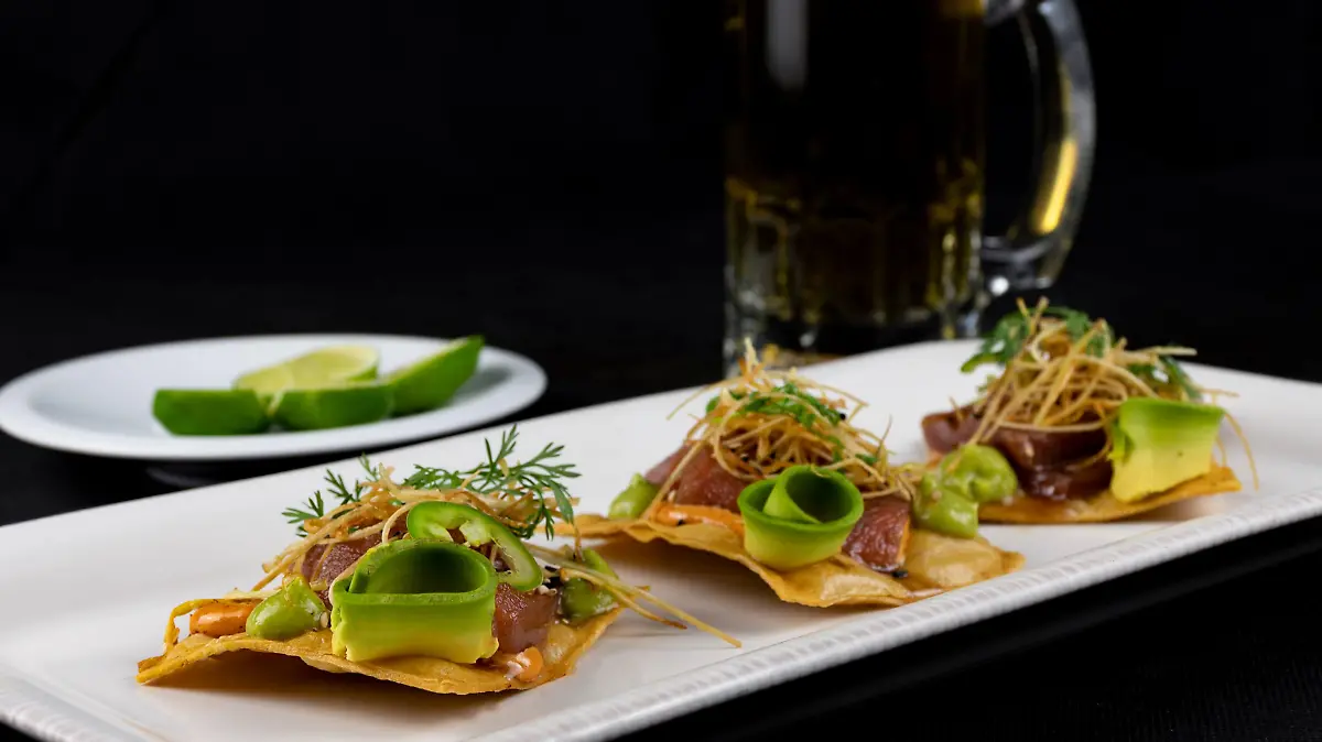 tostada de atun