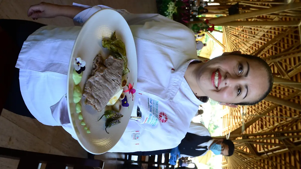 CHEF NATALY MARTINEZ 1