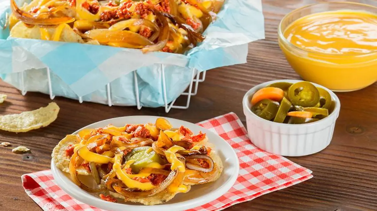 NACHOS MAGGI CON CEBOLLA