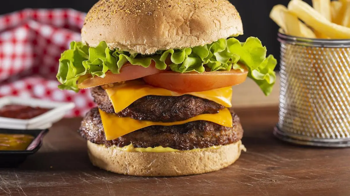 burger g3356b5cef 1920