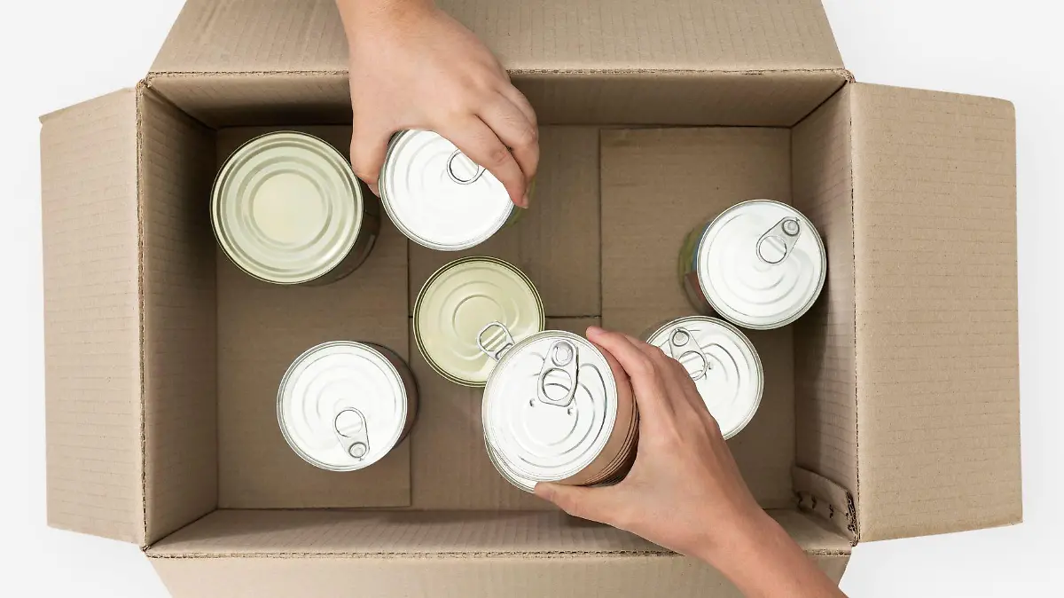 canned food donation for charity campaign 123