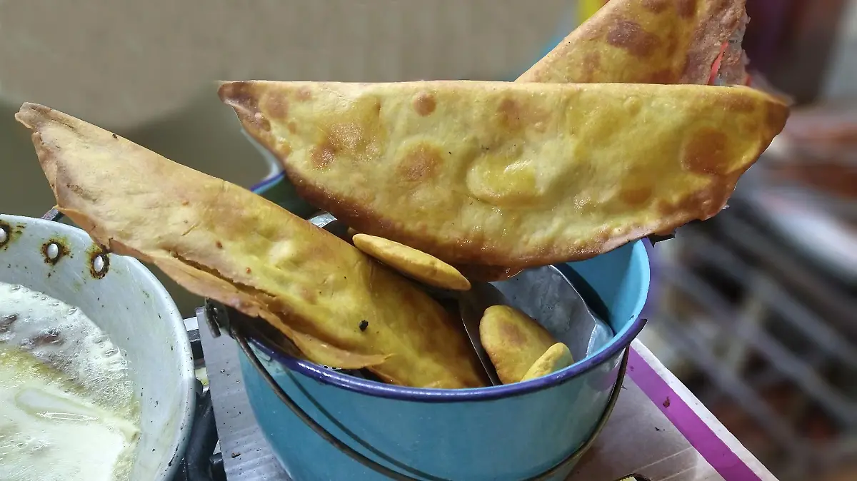 Molotes Luisalvaz en wiki