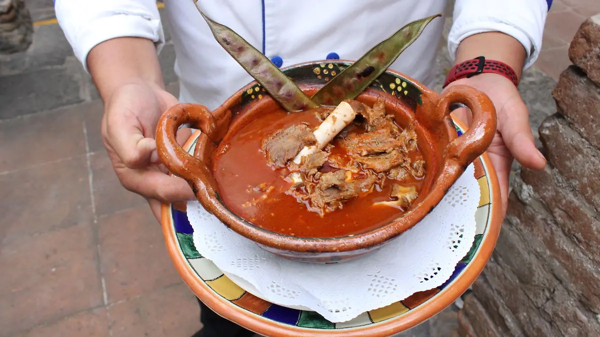 MOLE DE CADERAS CASA REYNA JULIOCM 17102022 0006 123