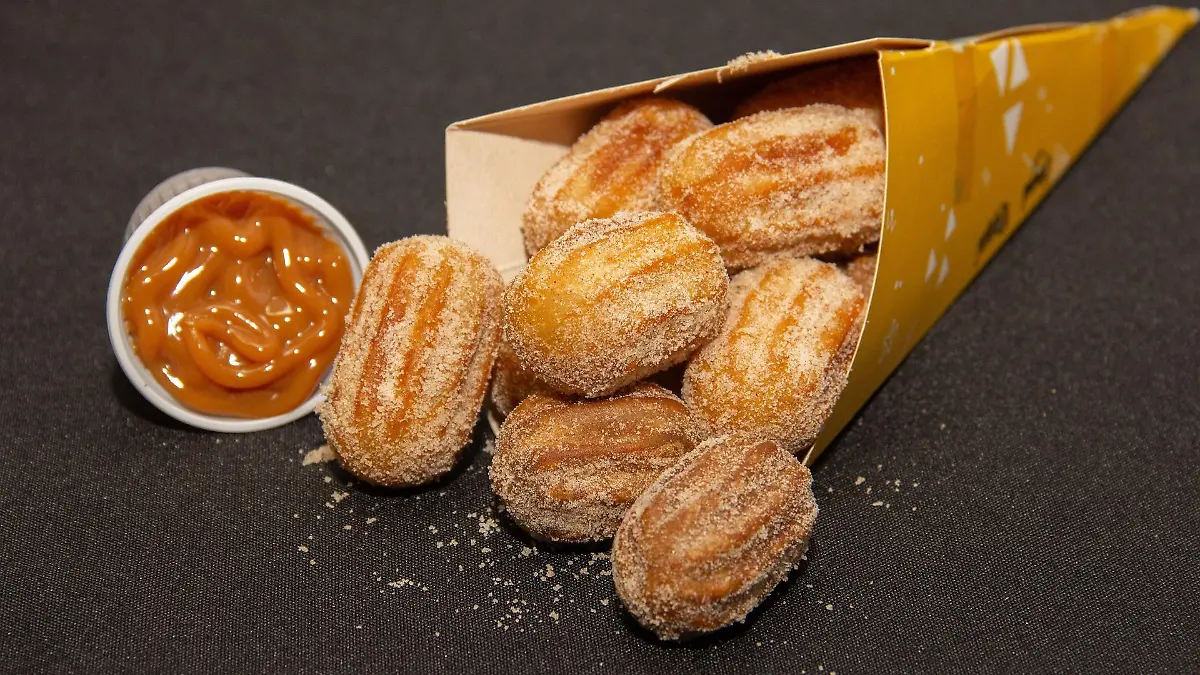 transfer the dough to a g511051e5c 1920