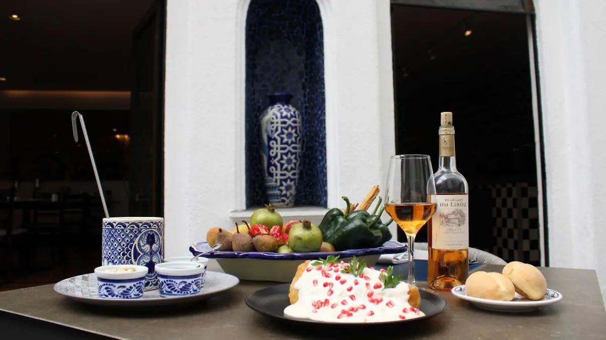 CHILE EN NOGADA HOTEL INTERCONTINENTAL ADEREZO BIBIANAD 24072023 16 123