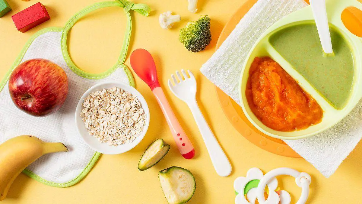 Incluye un elemento favorito del niño junto con uno nuevo para aumentar la aceptación, como su fruta preferida