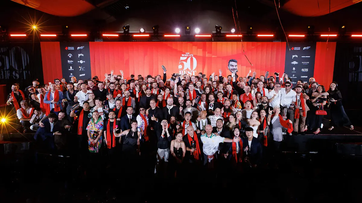 W50BB25 Group shot_high res