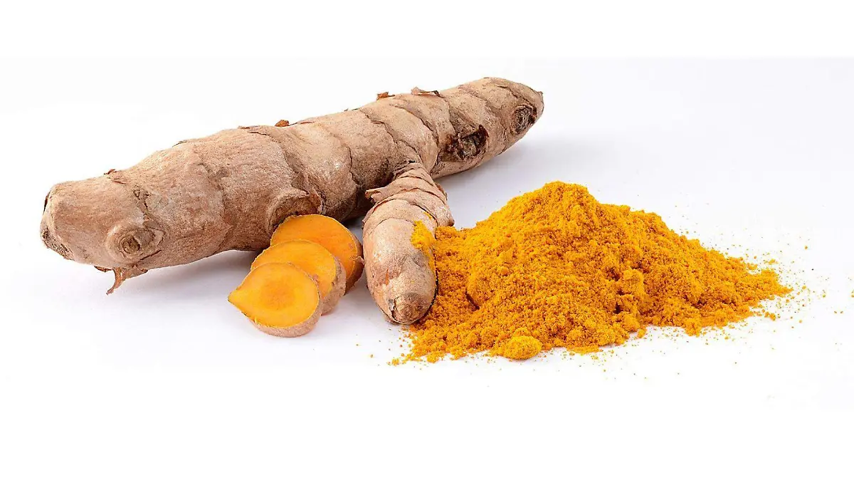 La cúrcuma, usada tradicionalmente en la cocina india, contiene curcumina, un compuesto con efectos inmunomoduladores y antivirales.