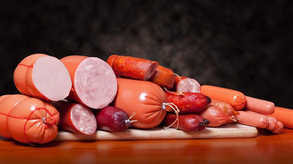 El riesgo asociado a los embutidos aumenta con la cantidad y la frecuencia de consumo.