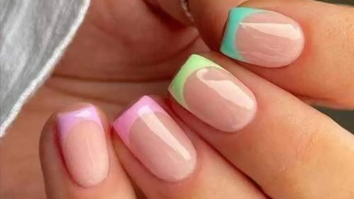 manicure frances pastel