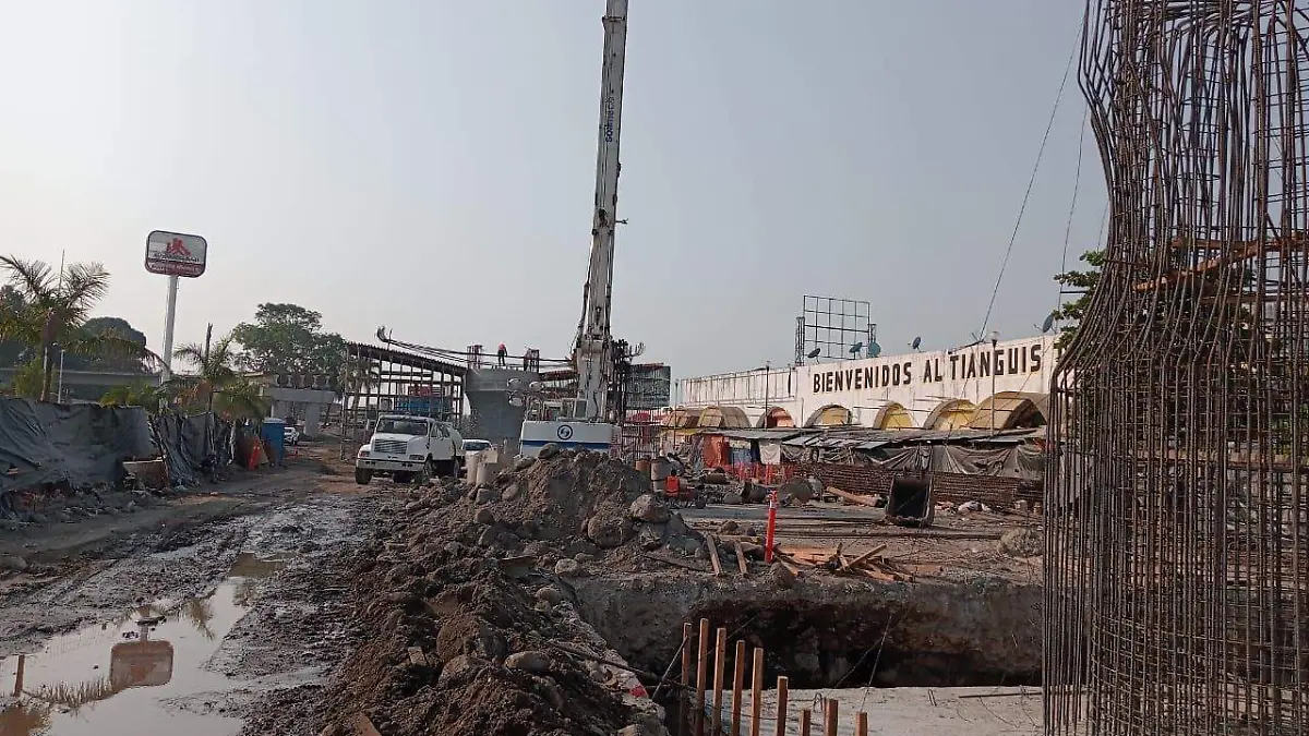 obra de paso a desnivel san juan