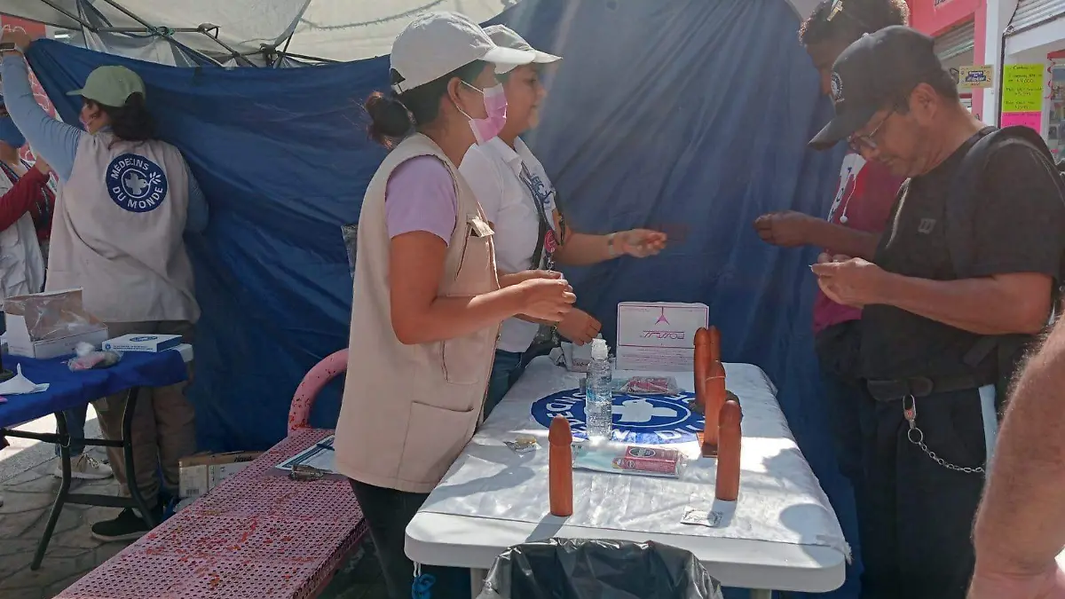 como poner un condón