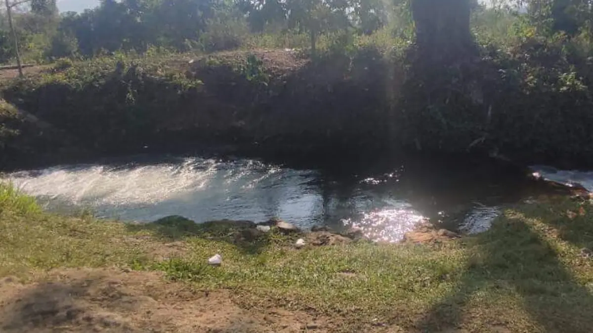 río en Tuxtla Chico