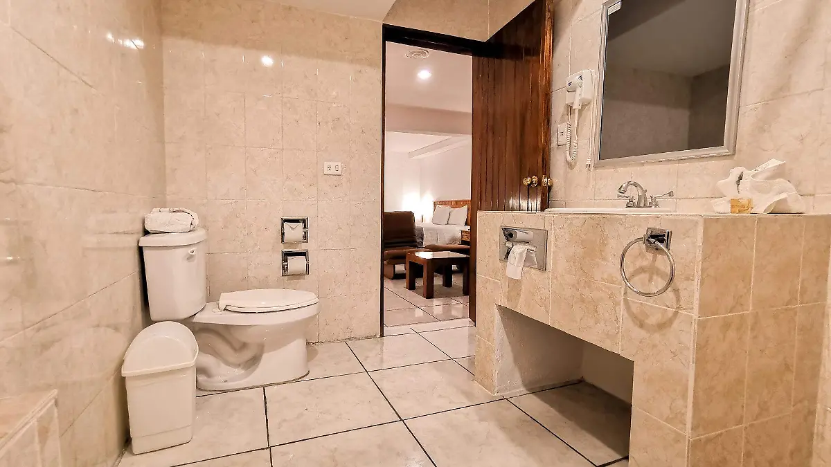 baño de hotel