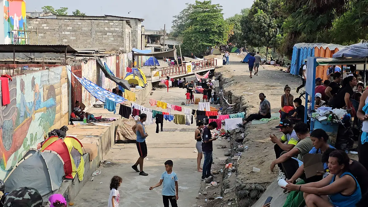 Paso coyote en Suchiate