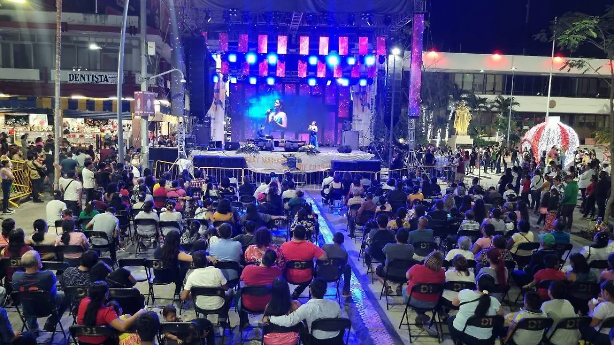 CANTANTE EN EL FESTIVAL FRAY MATIAS