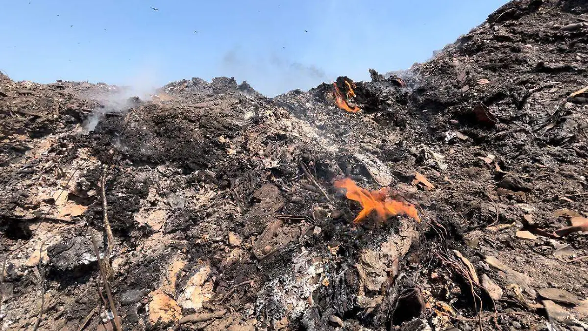 incendio en basurero