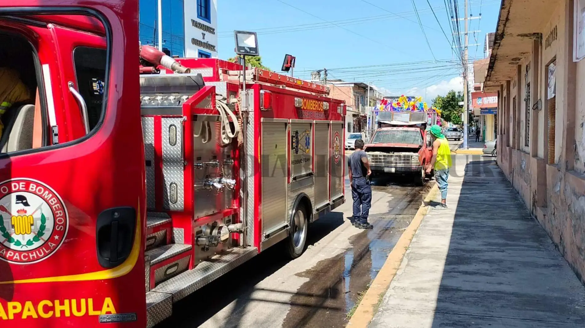 BOMBEROS