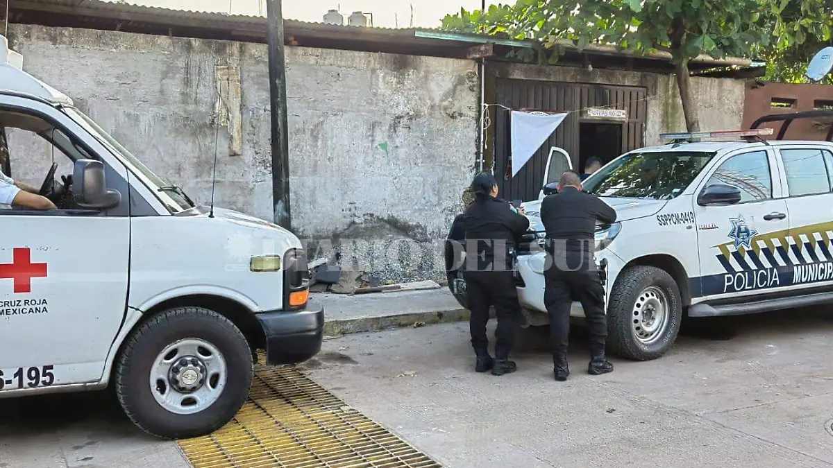 paramedicos y policia municipal